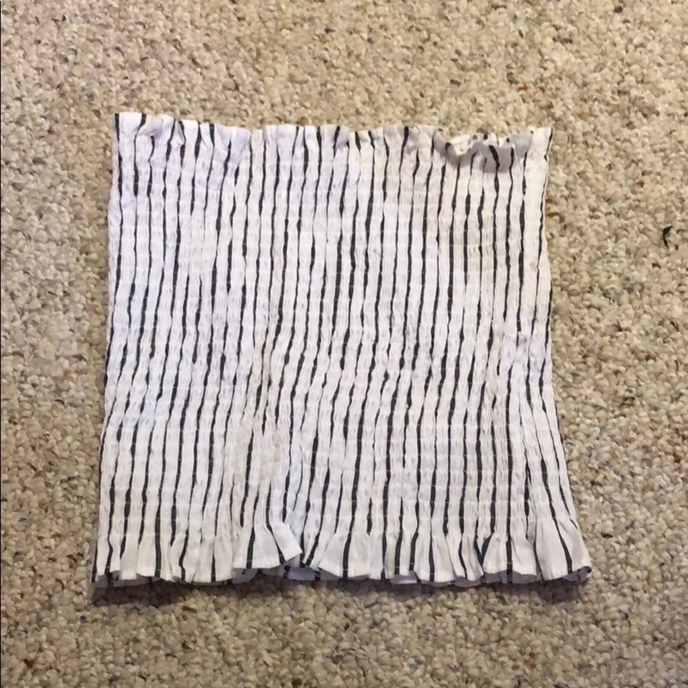 Tube top frilly navy and white beach